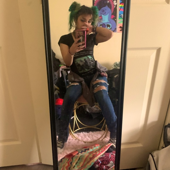 Meet your Posher, Gia - Picture 12 of 15